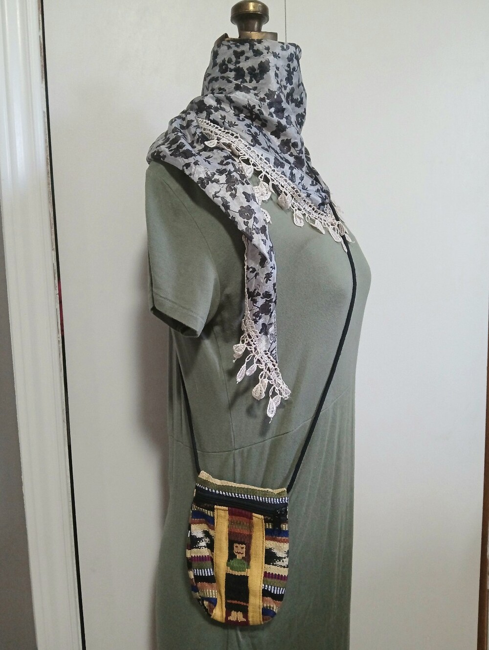 ​Handmade Bohemian Woven Tapestry Mini Crossbody Bag Passport Phone Pouch